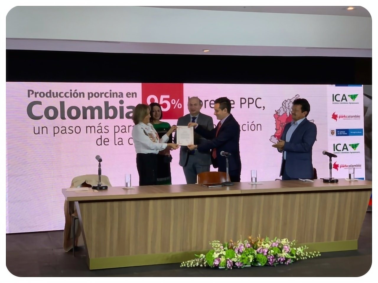 OIE certifica nueva zona libre de PPC en Colombia